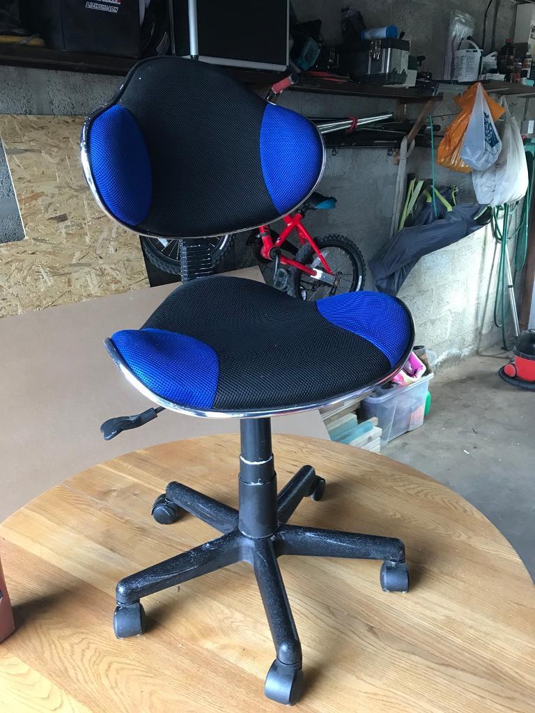 childs office chair